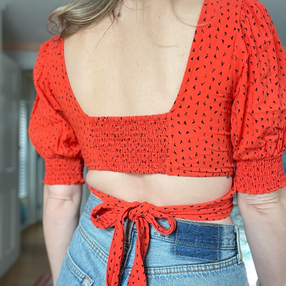 UO O RING CROP TOP - Picture 3 of 5